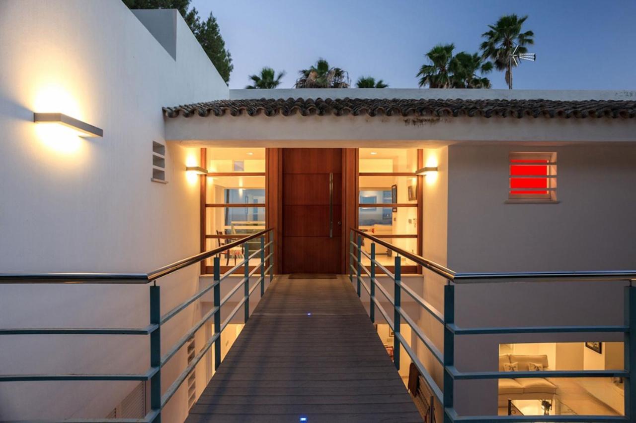 Magnificent Recently Built Pax 12 Sea View Golden Mile Villa Marbella