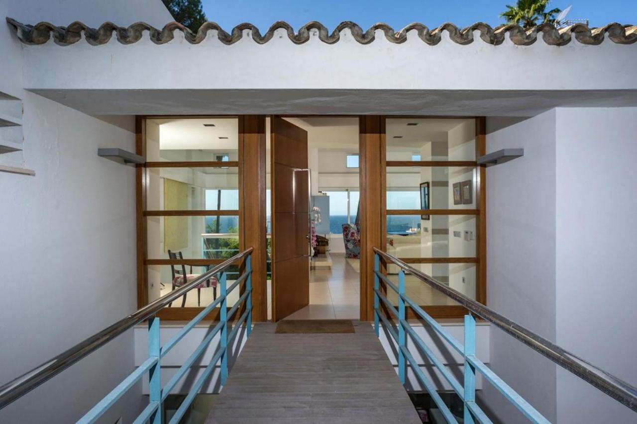 Villa Magnificent Recently Built Pax 12 Sea View Golden Mile Marbella