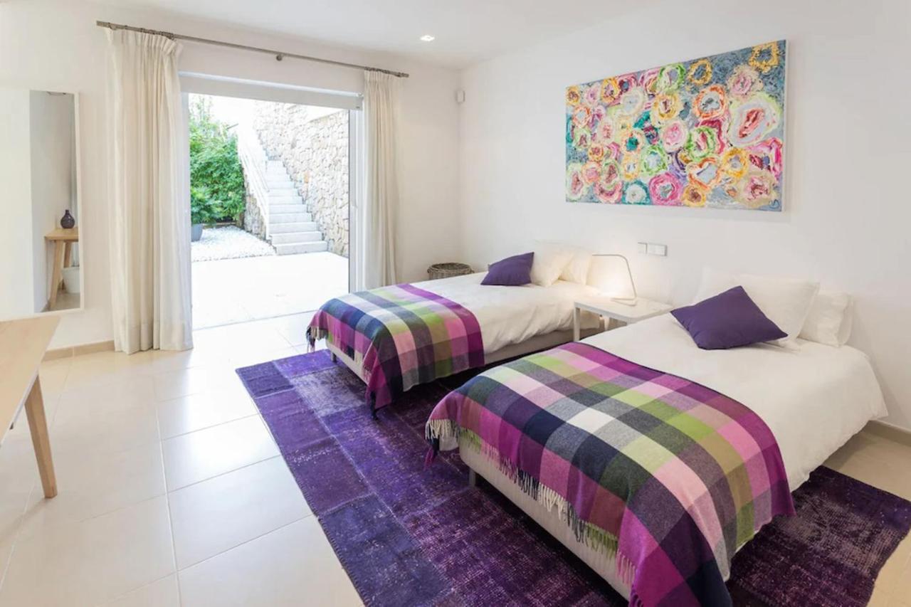 Villa Magnificent Recently Built Pax 12 Sea View Golden Mile