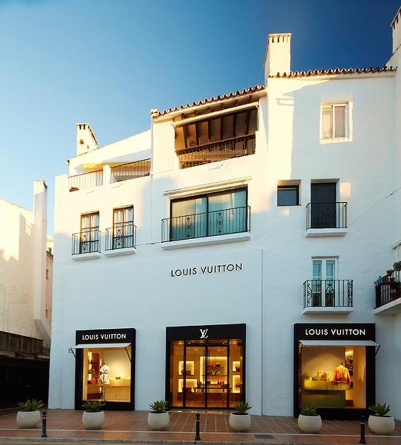 Villa Magnificent Recently Built Pax 12 Sea View Golden Mile Marbella