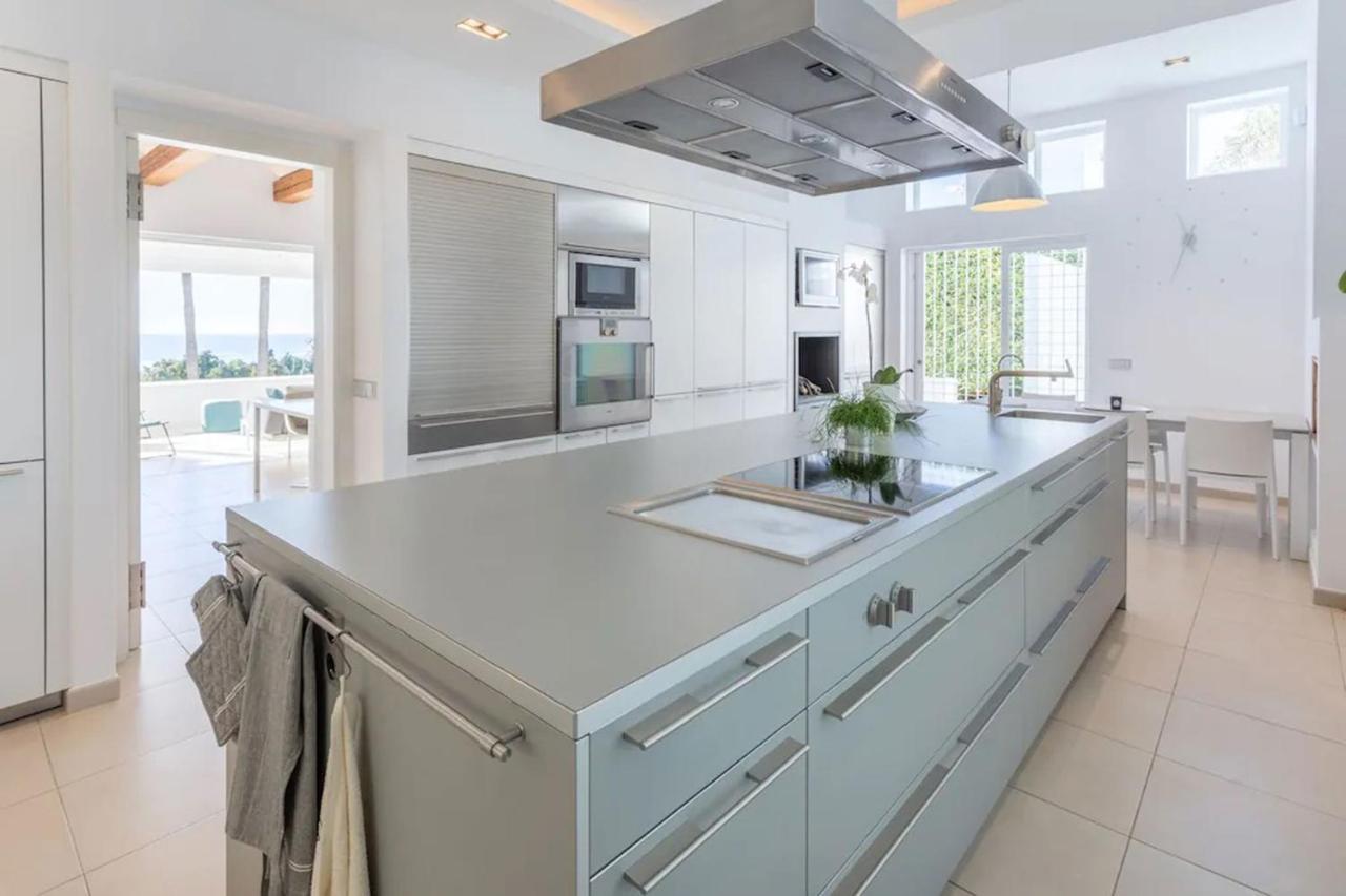 Magnificent Recently Built Pax 12 Sea View Golden Mile Villa Marbella