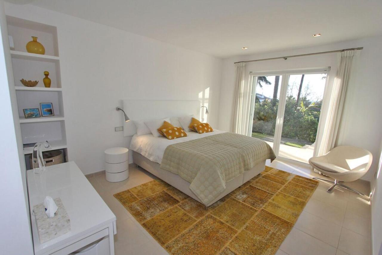Magnificent Recently Built Pax 12 Sea View Golden Mile Marbella
