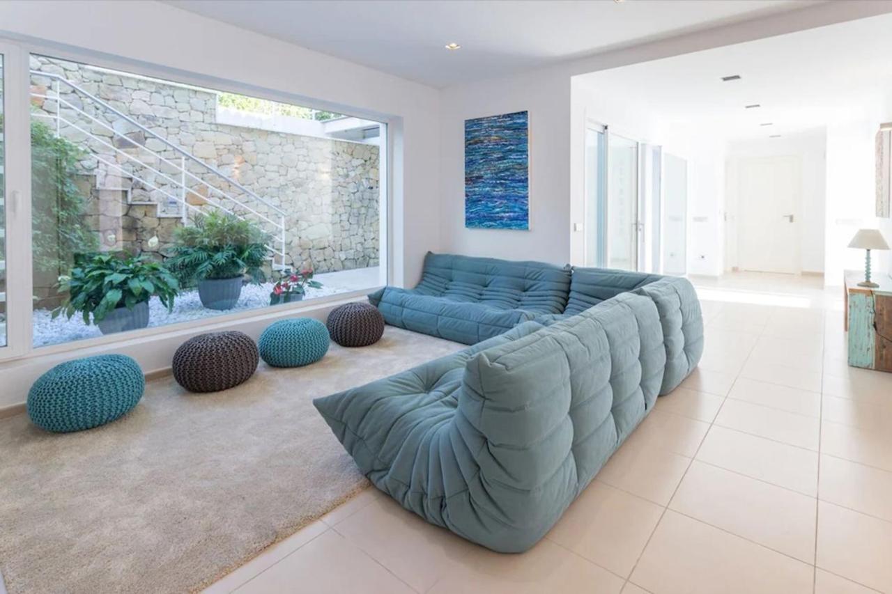 Magnificent Recently Built Pax 12 Sea View Golden Mile * Marbella